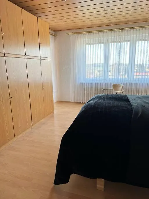 3 Zimmerwohnung Mit 2 Schlafzimmer Balkon Kueche Tv Wlan Langenzenn